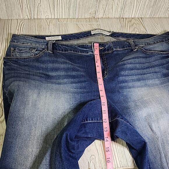 Torrid Ex Boyfriend Relaxed Distressed Jeans Womens Plus Size 22 - Picture 9 of 11